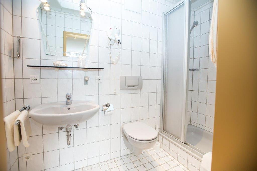Hotel Pizzeria VENEZIA Sohren Esterno foto